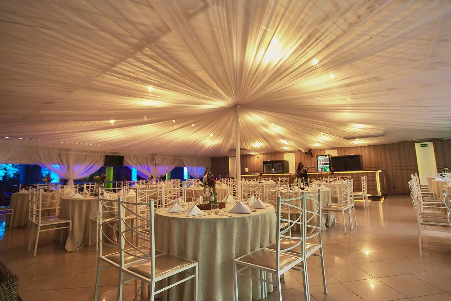 O que servir no buffet de casamento simples